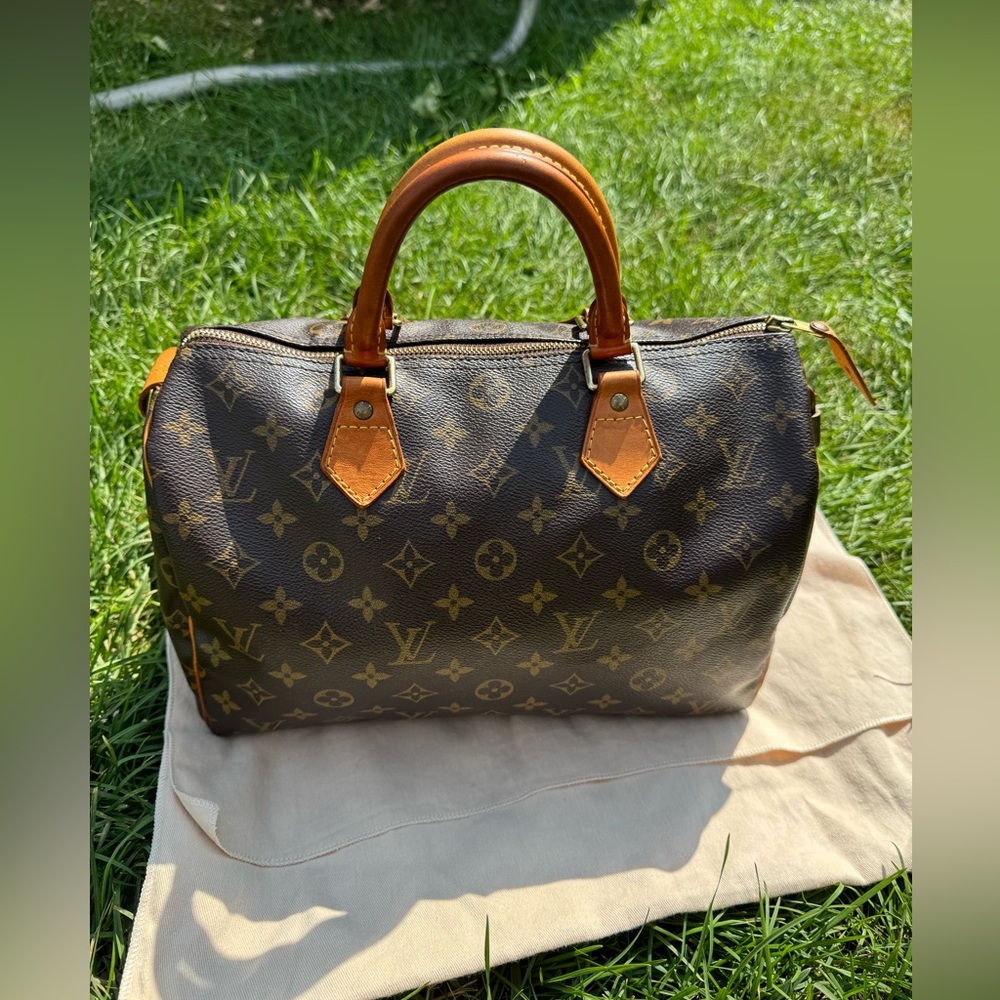 Authentic Louis Vuitton Speedy 30